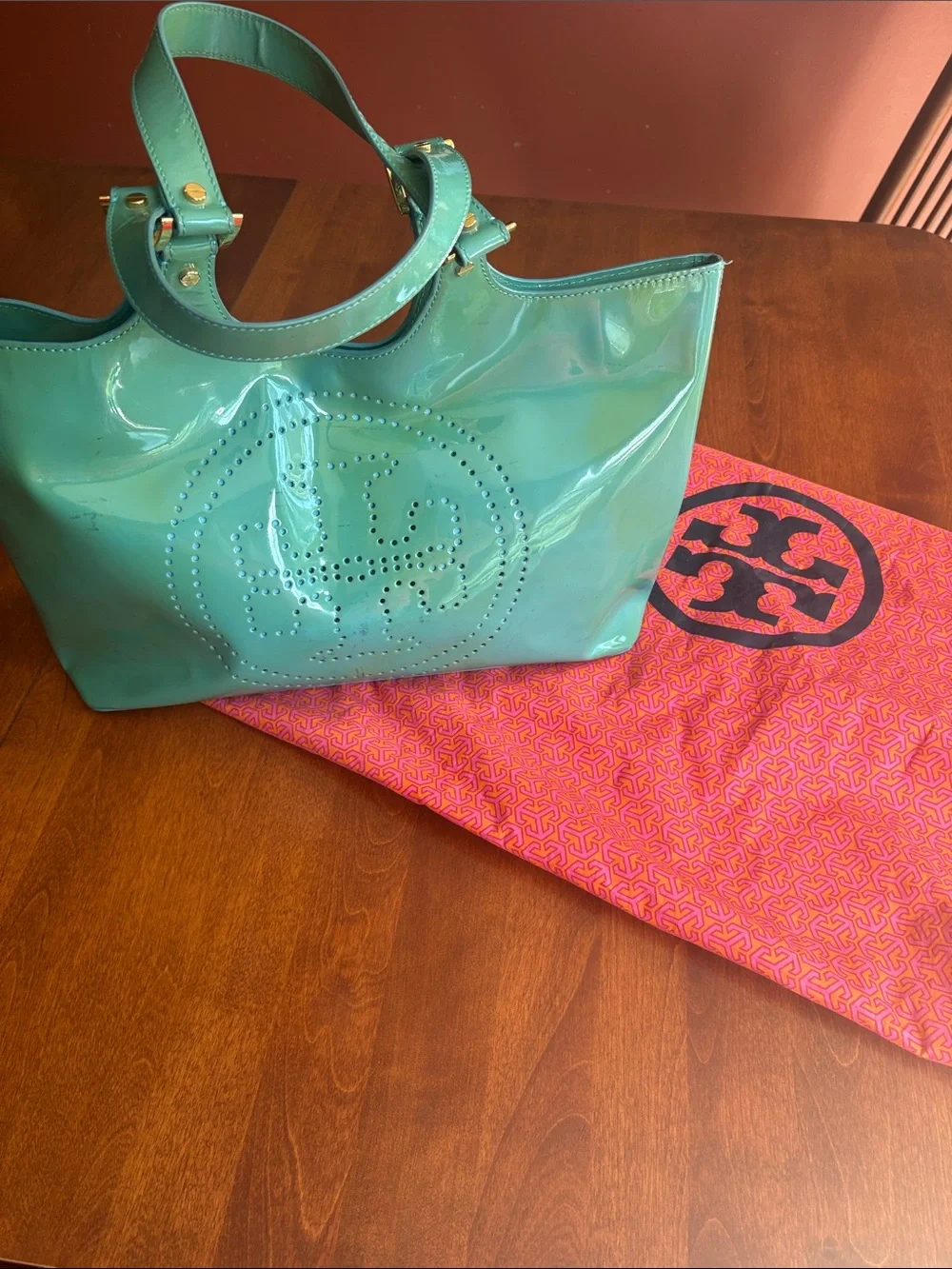 Tory Burch Patent Perforated Logo Tote in Teal